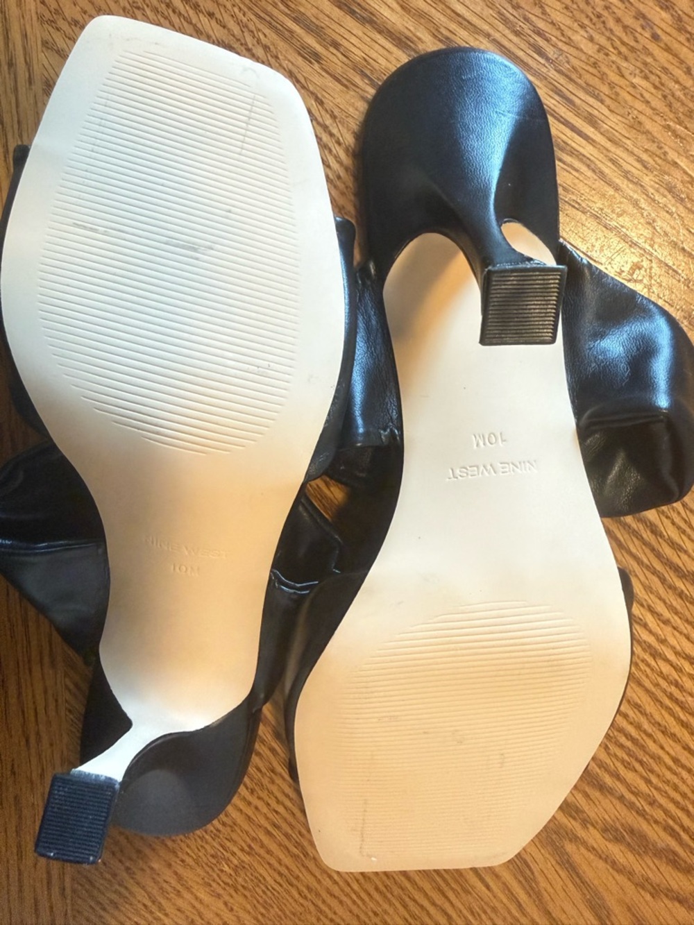 Nine West Sashsa Slides - Black Twisted Double-Strap Heeled Mules - Picture 4 of 4